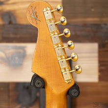 Load image into Gallery viewer, Fender 923-6053-042 Custom Shop (#CZ565438), 1962 LTD Strat, Gold Hardware, Heavy Relic, Aged Sherwood Green Metallic over 3-color Sunburst-Easy Music Center