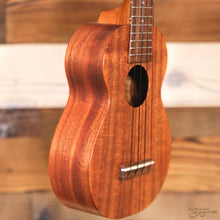 Load image into Gallery viewer, Kamaka HF1 Koa Soprano Ukulele (#250529)-Easy Music Center