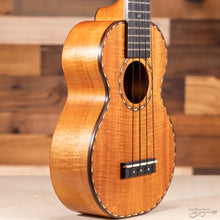 Load image into Gallery viewer, Kamaka HF-1D Deluxe Koa Soprano Ukulele (#240215)-Easy Music Center
