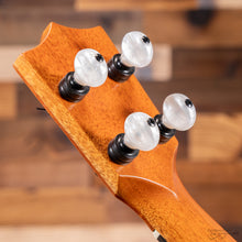 Load image into Gallery viewer, Kamaka HF-1D Deluxe Koa Soprano Ukulele (#240215)-Easy Music Center