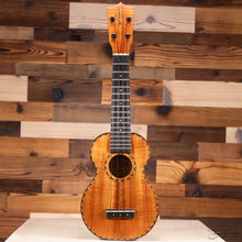 Load image into Gallery viewer, Kamaka HF-1D Deluxe Koa Soprano Ukulele (#240474)-Easy Music Center