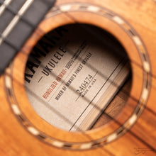 Load image into Gallery viewer, Kamaka HF-1D Deluxe Koa Soprano Ukulele (#240474)-Easy Music Center