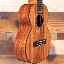 Load image into Gallery viewer, Kamaka HF-3D Deluxe Koa Tenor Ukulele (#260180)