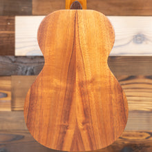 Load image into Gallery viewer, Kamaka HF2 Koa Concert Ukulele (#230785) - 7/28/2023 RA-Easy Music Center