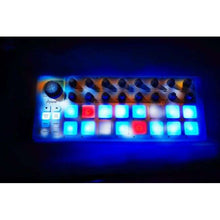 Load image into Gallery viewer, Arturia BEATSTEP Compact Pad Controller-Easy Music Center