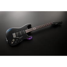 Load image into Gallery viewer, Fender 560-1000-899 Limited Edition MIJ Final Fantasy XIV Strat-Easy Music Center