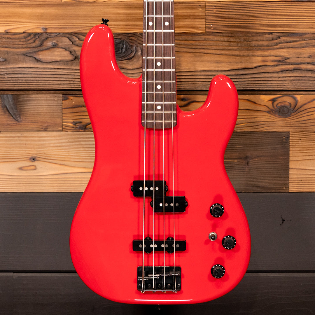 Fender 025-1760-358 LE MIJ Boxer PJ Bass Torino Red