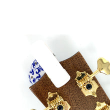 Load image into Gallery viewer, Easy Music Center EMC-T Chromatic Clip-on Tuner, Blue Floral-Easy Music Center