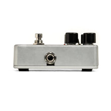 Load image into Gallery viewer, Electro Hrmonix NANOPULSAR Nano Stereo Tremolo/Panner Pedal-Easy Music Center