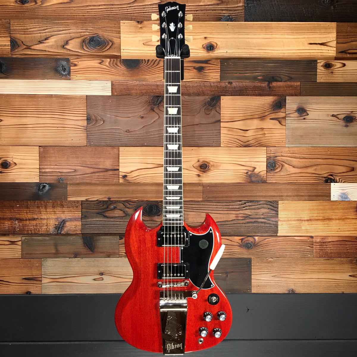 ギター Gibson SG standard 61 maestro vibrola image_9657b1a0-564c-4435-8821-