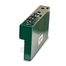 Load image into Gallery viewer, Quilter SUPERBLOCK-UK 25w Pedal Amp w/ UK Amp Voicing, Cab Sim, Effects Loop, XLR Out-Easy Music Center