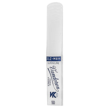 Load image into Gallery viewer, Vandoren CVK10055 VK1 Bb Clarinet Synthetic Reed #55-Easy Music Center
