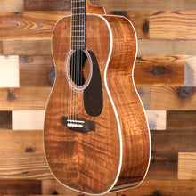 Load image into Gallery viewer, Martin 00-28-KOA-CS 00-28 Custom Shop Premium Grade Koa 14-Fret (#3012668)-Easy Music Center
