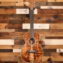 Load image into Gallery viewer, Martin 0-28-KOA-CS 0-28 Custom Shop Premium Grade Koa (#3012672)-Easy Music Center
