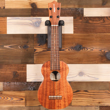 Load image into Gallery viewer, Kamaka HF1 Koa Soprano Ukulele (#250529)-Easy Music Center
