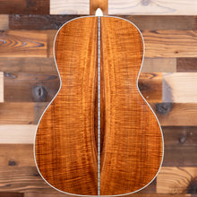 Load image into Gallery viewer, Martin 00-28-KOA-12-CS - Custom Shop - Premium Grade Koa 12-Fret (#3012667)-Easy Music Center
