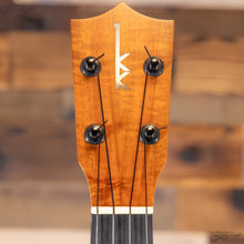 Load image into Gallery viewer, Kamaka HF-1D Deluxe Koa Soprano Ukulele (#240160)-Easy Music Center
