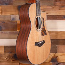 Load image into Gallery viewer, Taylor 352CE Grand Concert 12 Fret - 12 String (#1208284026)-Easy Music Center
