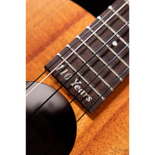 Load image into Gallery viewer, Kamaka HF-35 Hawaiian Handmade Koa 5-String Tenor Ukulele (#260025)-Easy Music Center
