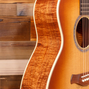 Taylor 814E-K-GL-SB Gold Label Grand Auditorium, Spruce Top, Koa b/s, Cutaway, Electronics, Sunburst (#1203115083)-Easy Music Center