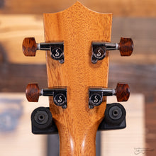 Load image into Gallery viewer, Kamaka HF-3D Deluxe Koa Tenor Ukulele (#260180)

