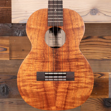 Load image into Gallery viewer, Kamaka HF3 Koa Tenor Ukulele (#241303)-Easy Music Center
