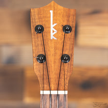 Load image into Gallery viewer, Kamaka HF1 Koa Soprano Ukulele (#230782) - 7/22/2023 RA-Easy Music Center
