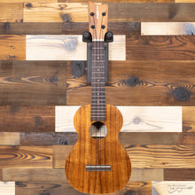 Load image into Gallery viewer, Kamaka HF2 Koa Concert Ukulele (#231217)-Easy Music Center
