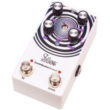 Load image into Gallery viewer, Earthquaker SILOS-V1-LTD LTD Multi-Generation Time Reflection Pedal-Easy Music Center
