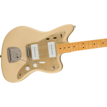 Load image into Gallery viewer, Squier 037-9520-589 40th Ann Jazzmaster, Vintage Edition, Maple FB, Satin Desert Sand-Easy Music Center
