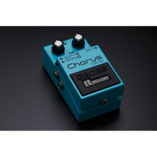 Load image into Gallery viewer, Boss CE-2W Waza Craft Chorus Effects Pedal-Easy Music Center
