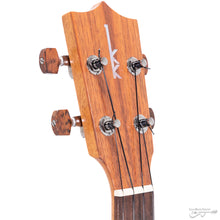 Load image into Gallery viewer, Kamaka HF3 Koa Tenor Ukulele (#221170)-Easy Music Center
