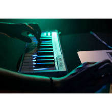 Load image into Gallery viewer, Arturia MICROLAB-BK MicroLab 25-Key Keyboard Controller, Black-Easy Music Center
